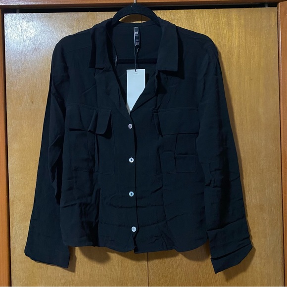 ZARA Button Up Blouse - Picture 3 of 7